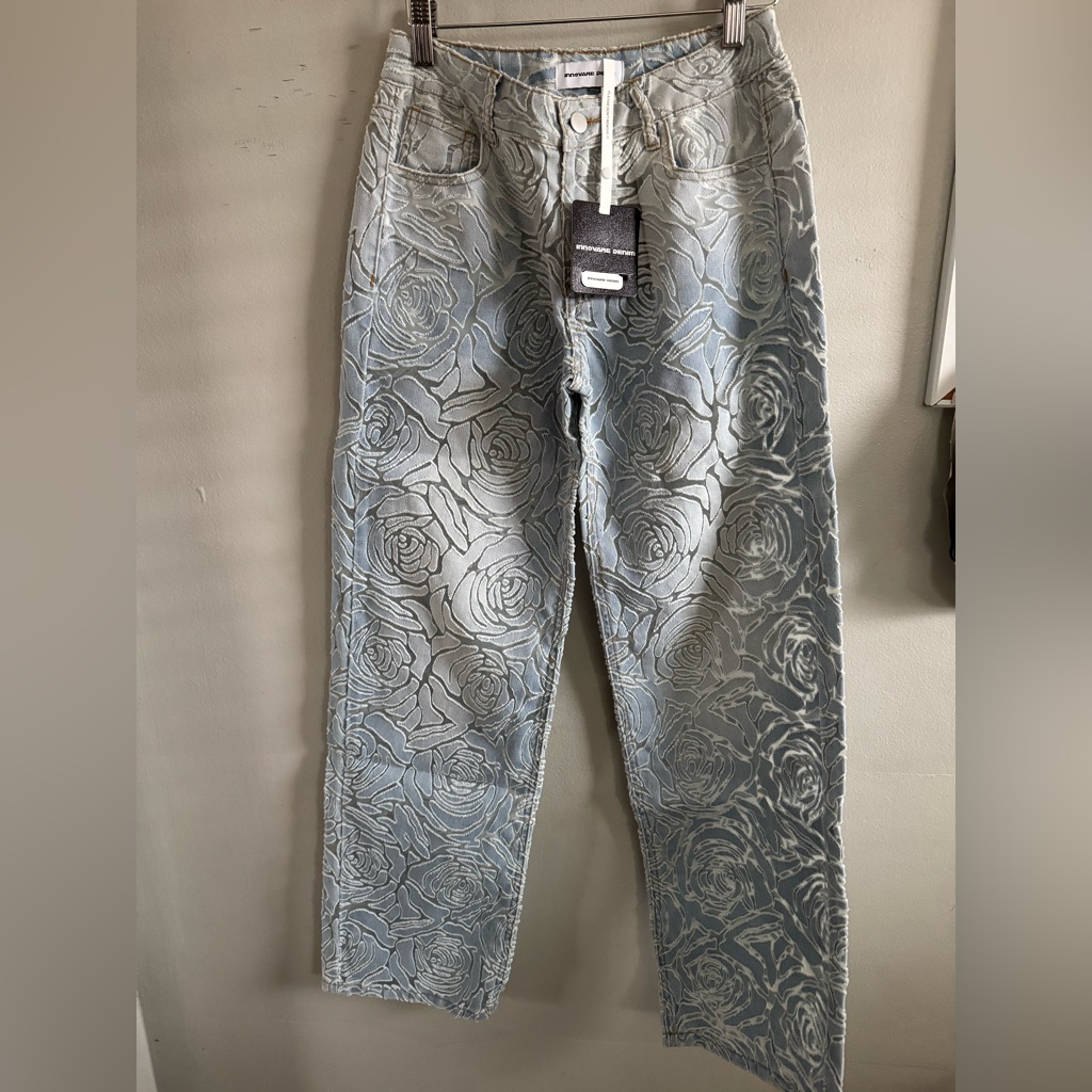 Innovare Denim Chlodulf Flower Cutout Jeans Size Small New With Tags — image 6 of 8